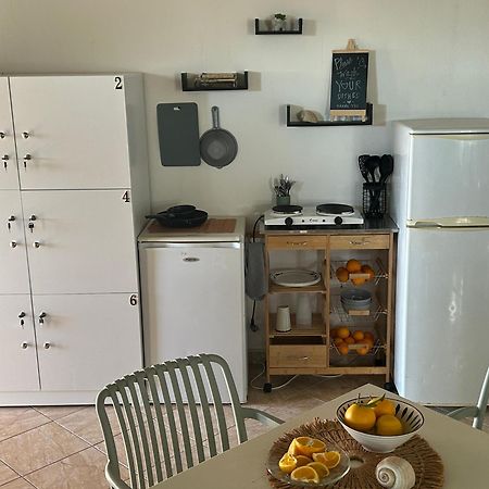 הימארה Hostel On The Hill - By Filikuri Beach מראה חיצוני תמונה