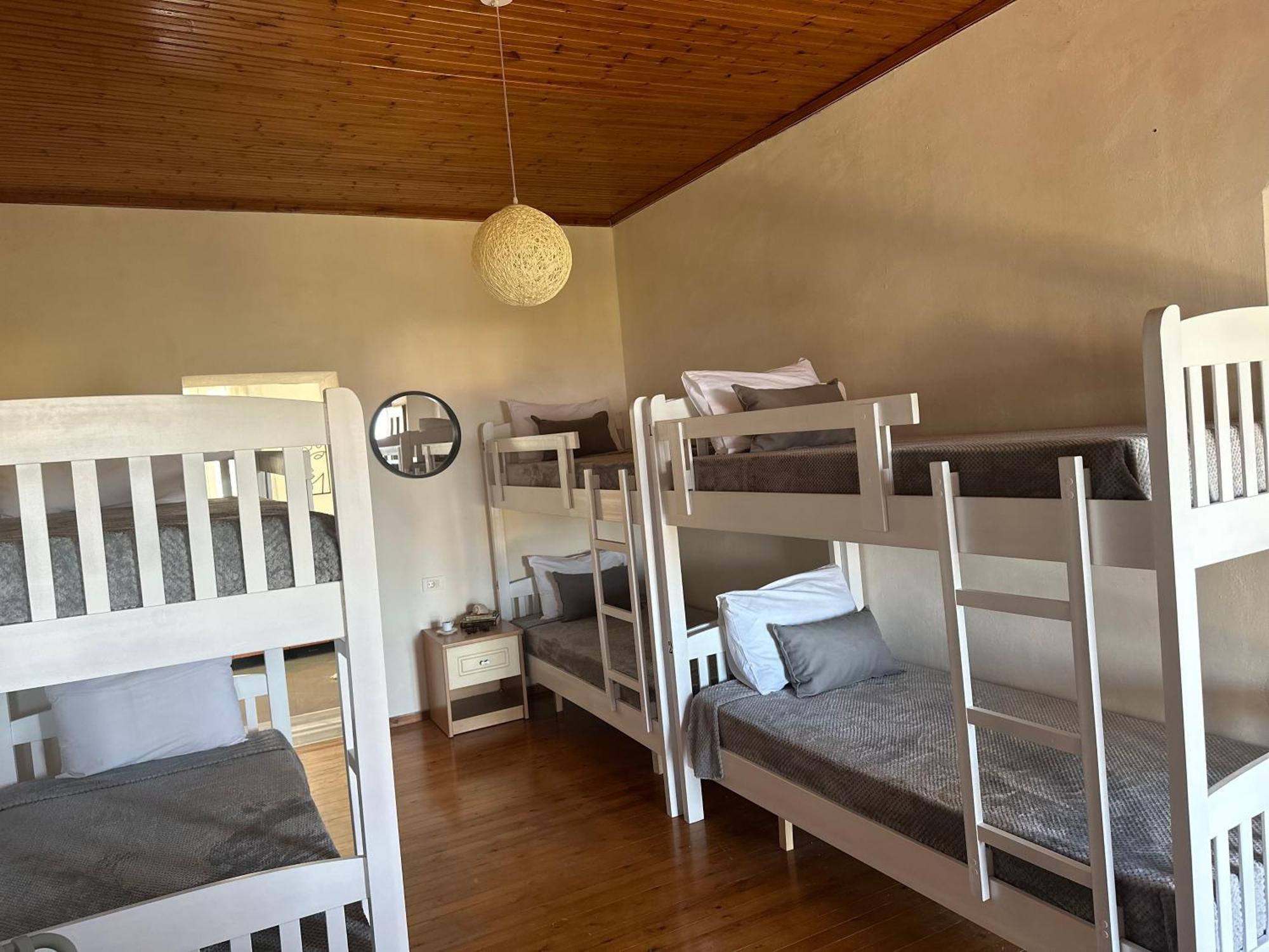 הימארה Hostel On The Hill - By Filikuri Beach מראה חיצוני תמונה