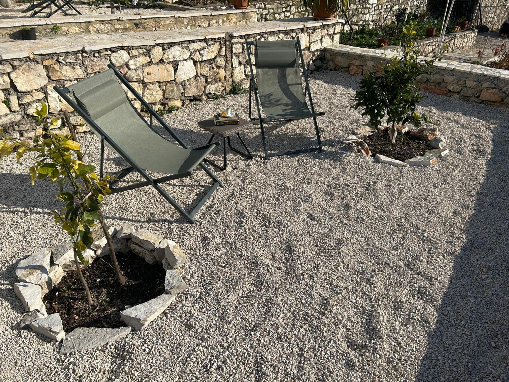 הימארה Hostel On The Hill - By Filikuri Beach מראה חיצוני תמונה